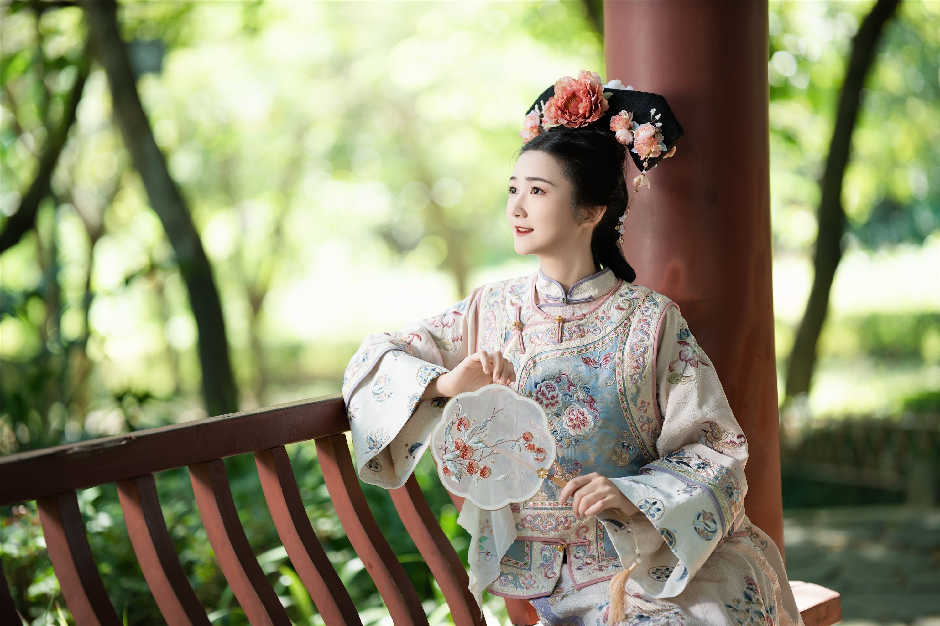 YITUYU艺图语 2025.01.14 活泼的格格 蛋糕的蛋蛋